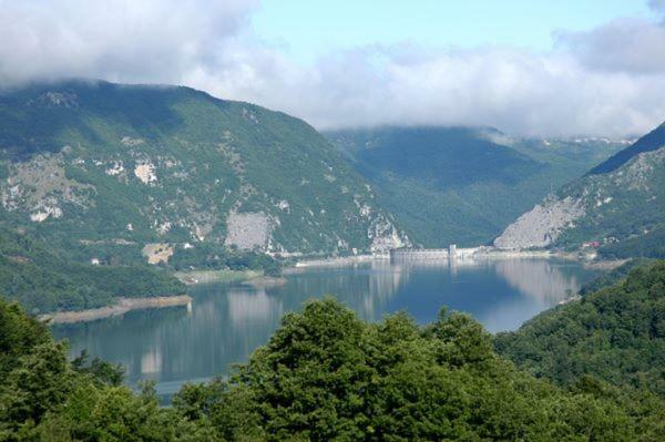 Agriturismo I Due Regni Petrella Salto エクステリア 写真
