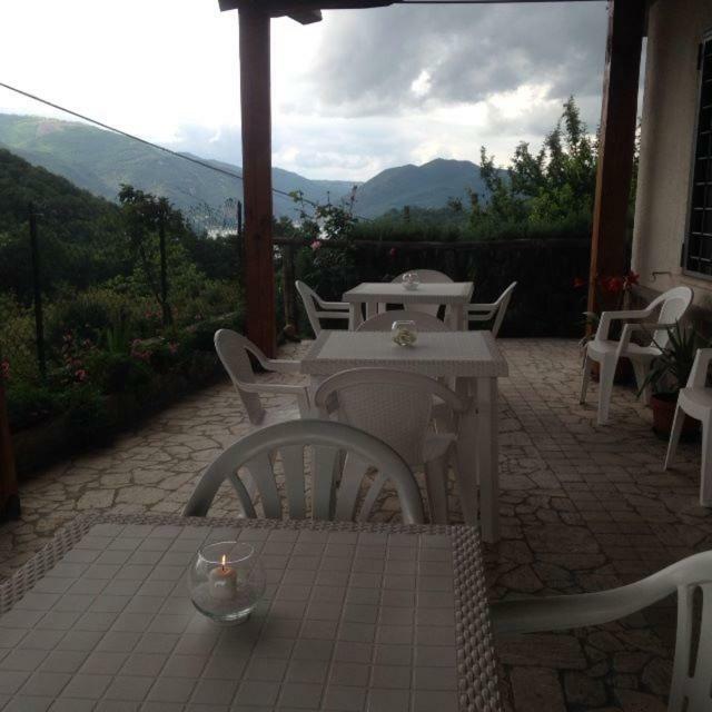 Agriturismo I Due Regni Petrella Salto エクステリア 写真
